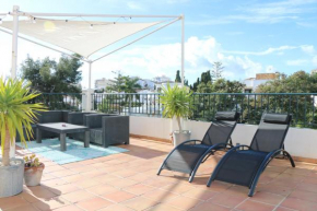 Apartment with private pool